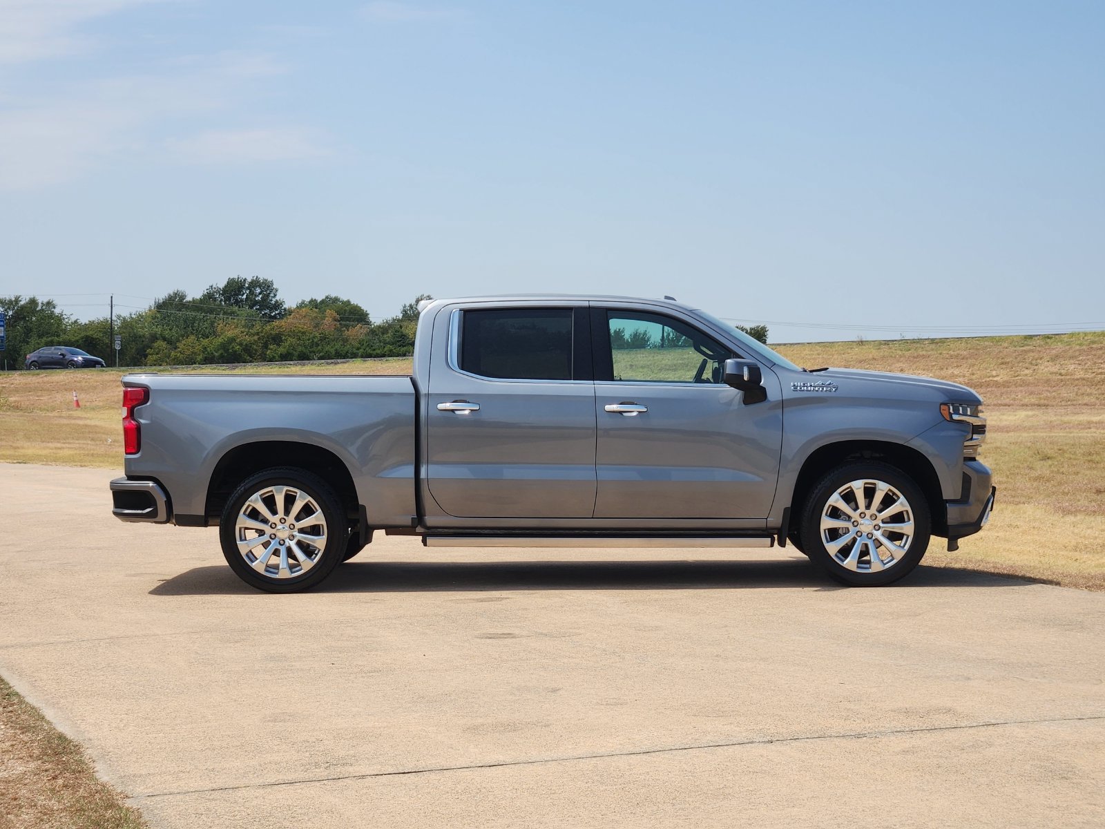 Used 2019 Chevrolet Silverado 1500 High Country AWD/4WD image 7