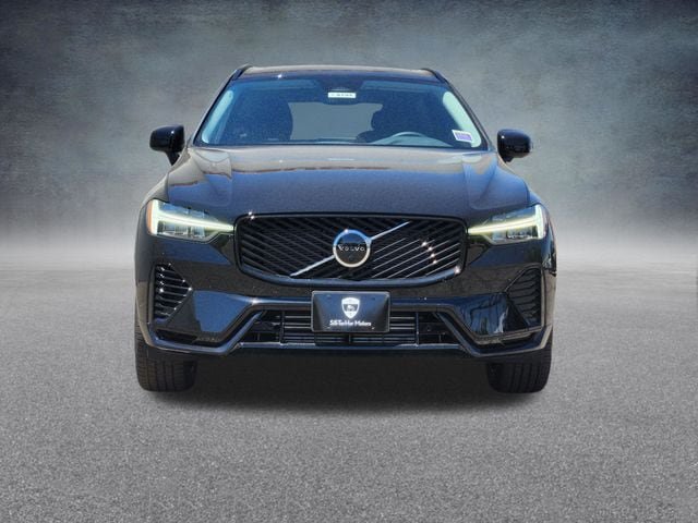 New 2026 Volvo XC60 T8 Plus w/ Climate Package AWD/4WD image 2