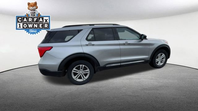 Used 2023 Ford Explorer XLT AWD/4WD image 10