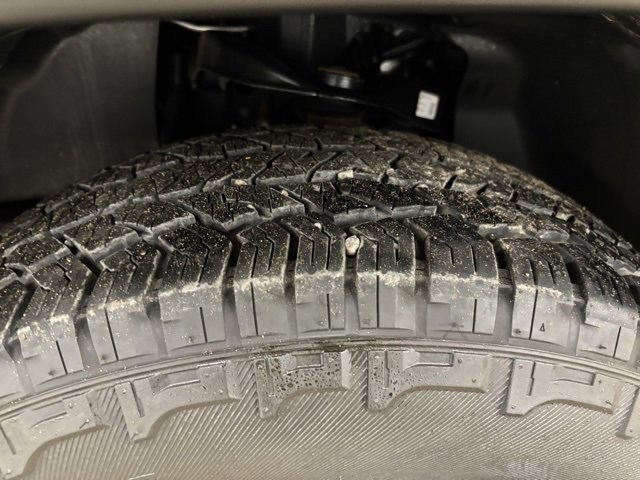 Used 2024 Nissan Frontier PRO-4X w/ Off-Road Protection Package image 10