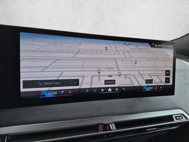 Used 2026 BMW iX xDrive60 w/ M Sport Package AWD/4WD image 13