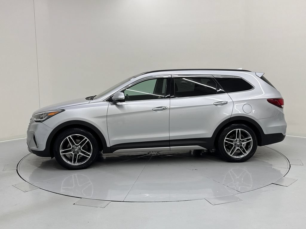 Used 2019 Hyundai Santa Fe XL AWD/4WD image 3