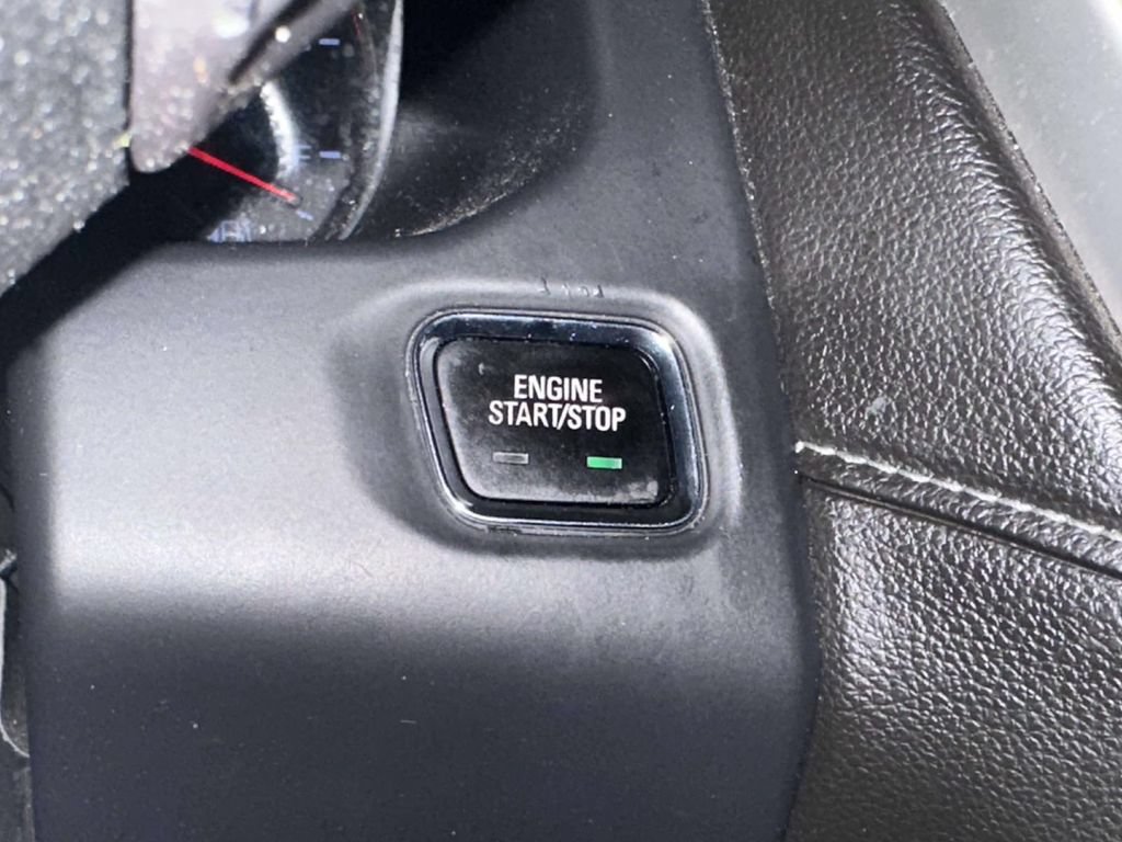 Used 2022 GMC Acadia Denali w/ Denali Technology Package AWD/4WD image 34