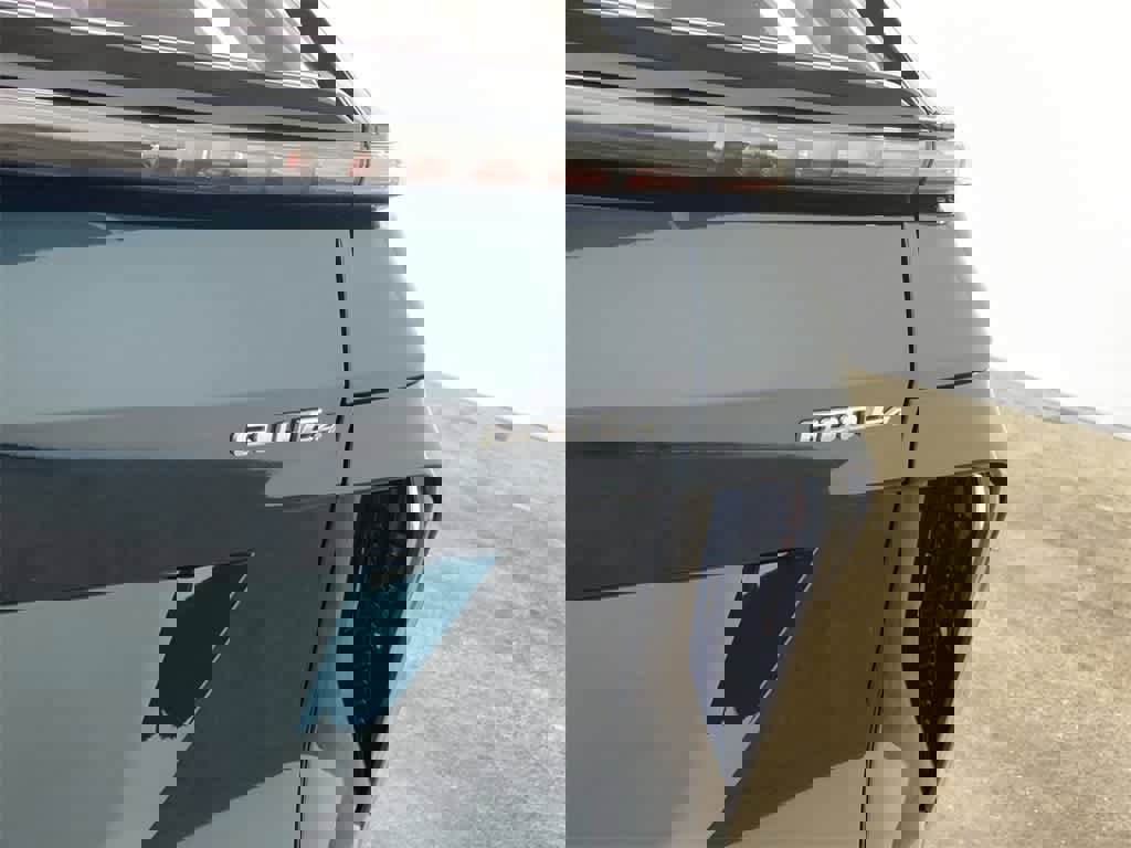 Certified 2025 Cadillac Lyriq Luxury image 11