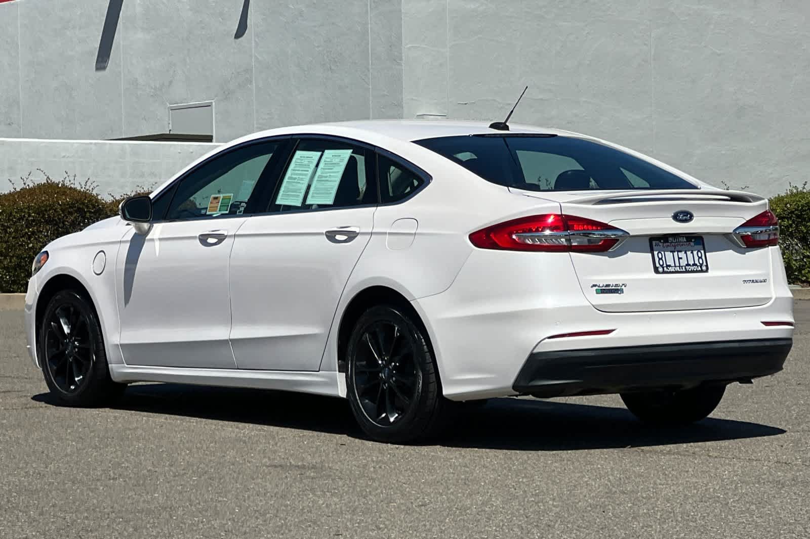 Used 2019 Ford Fusion Energi Titanium FWD image 7