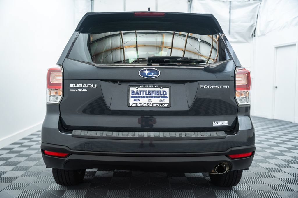 Used 2018 Subaru Forester 2.5i Limited AWD/4WD image 6