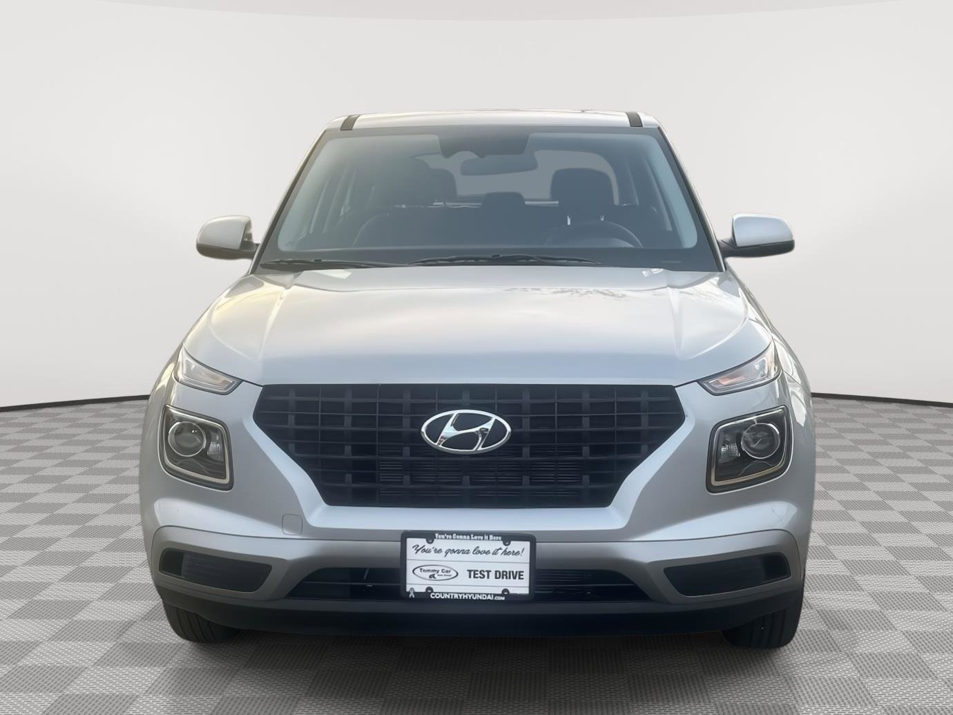 Used 2026 Hyundai Venue SE FWD image 2