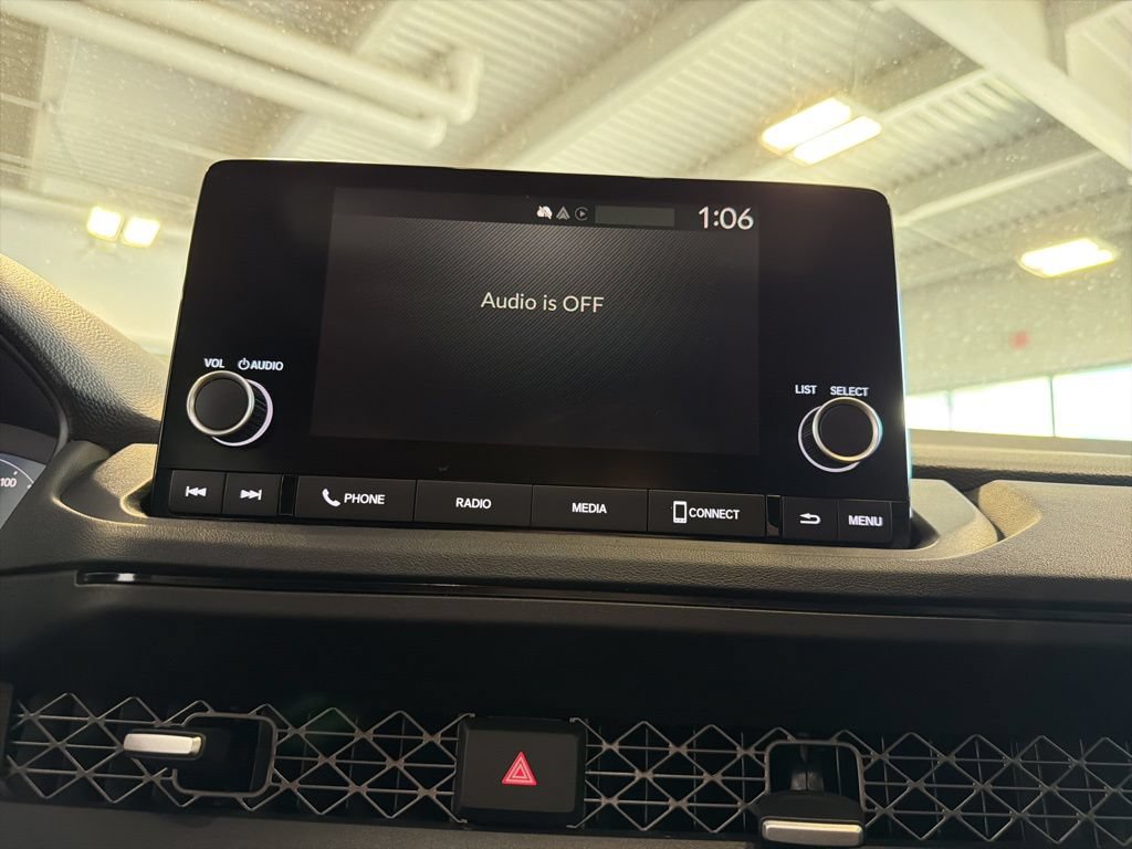 Certified 2025 Honda Accord SE image 14