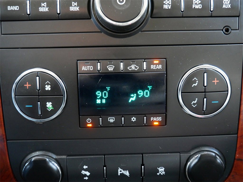 Used 2010 Chevrolet Tahoe LT w/ Luxury Package image 20