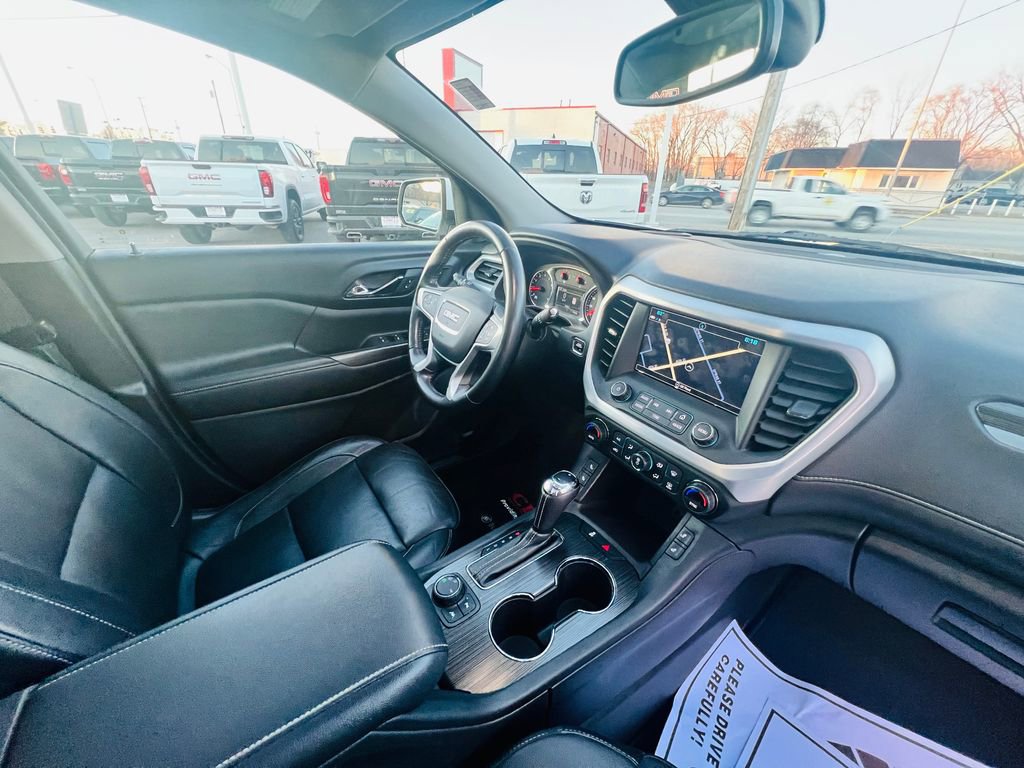 Used 2018 GMC Acadia SLT image 45