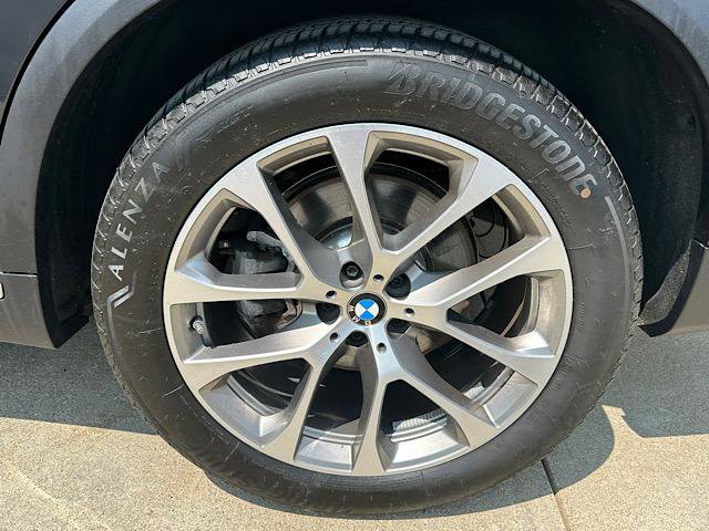 Certified 2024 BMW X5 xDrive40i w/ Premium Package image 32