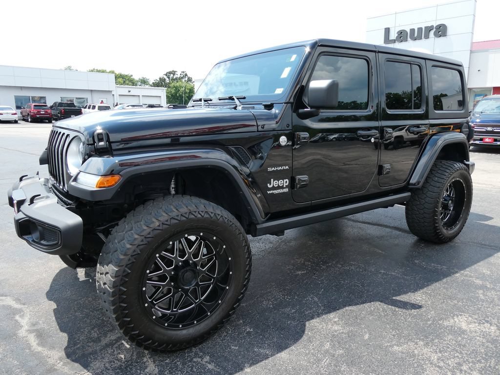 Used 2020 Jeep Wrangler Unlimited Sahara AWD/4WD image 8