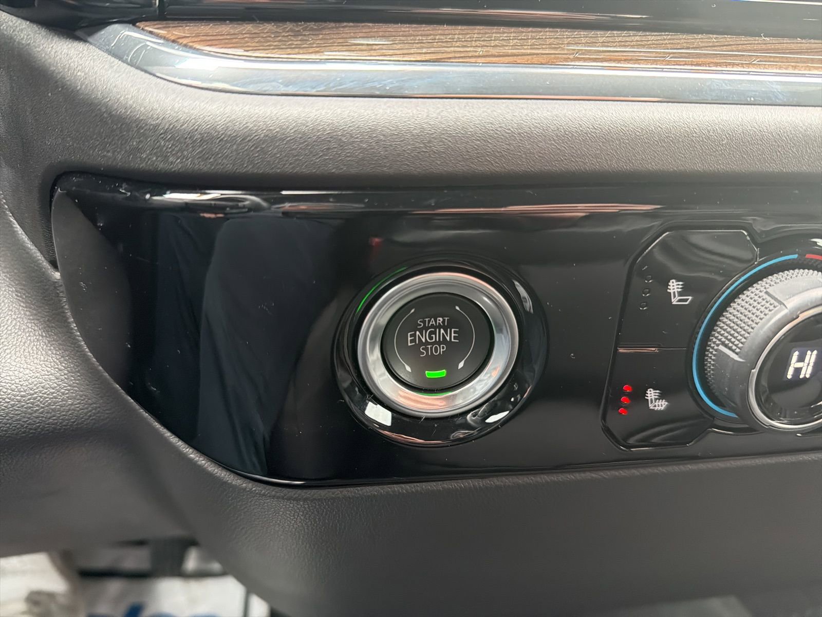 Used 2024 Chevrolet Silverado 1500 LT w/ Protection Package image 16