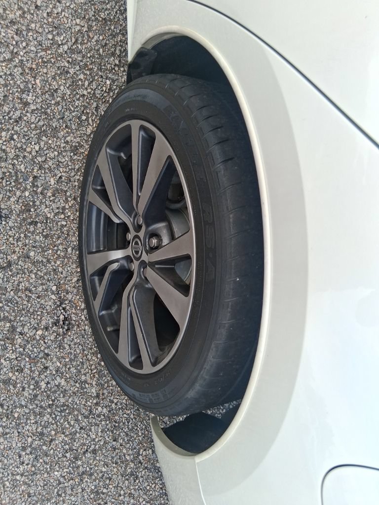 Used 2019 Nissan Altima 2.5 Platinum AWD/4WD image 9
