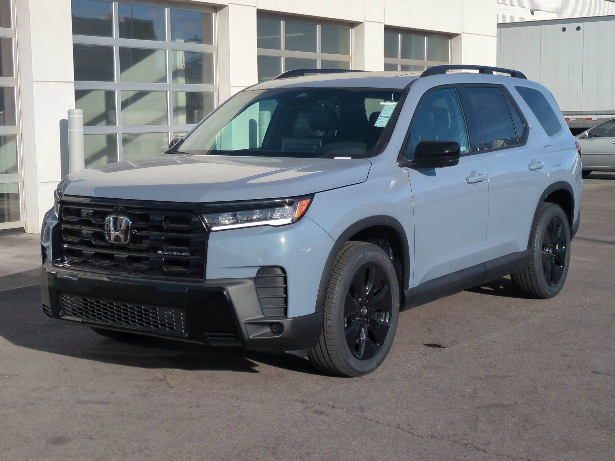 New 2026 Honda Pilot Black Edition image 9