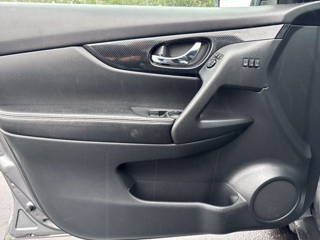 Used 2020 Nissan Rogue SL w/ Premium Package AWD/4WD image 10