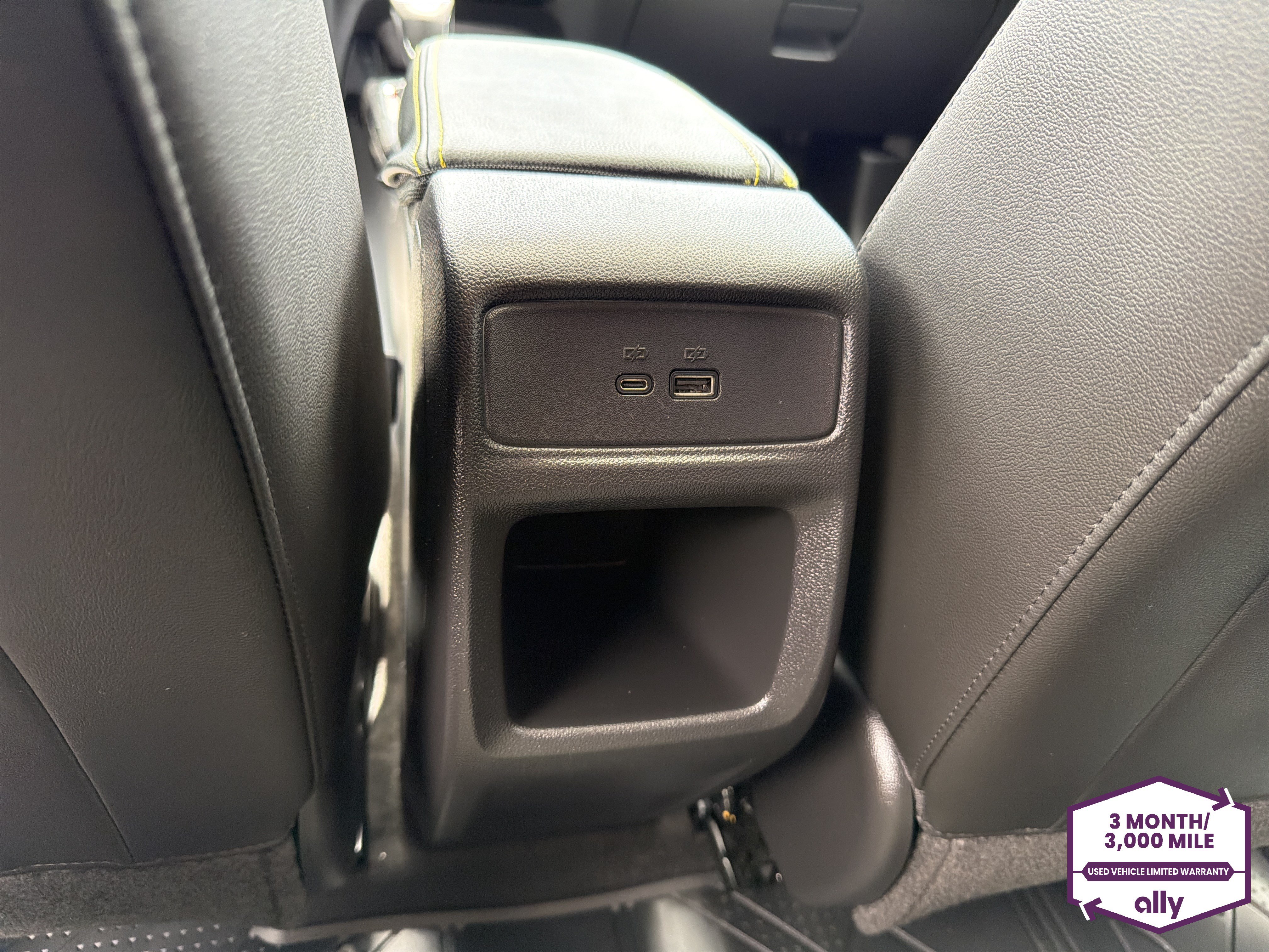 Used 2025 Chevrolet Trax ACTIV w/ Sunroof Package FWD image 13
