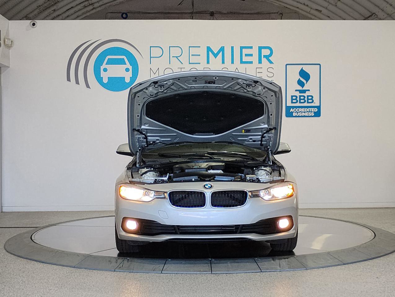 Used 2017 BMW 320i Sedan image 62