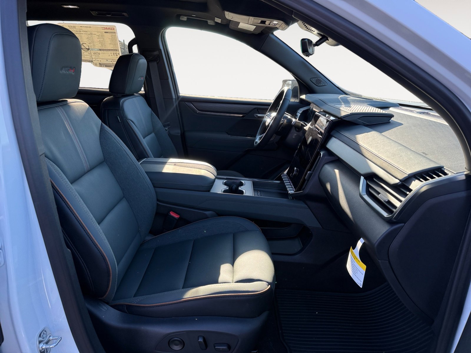 New 2026 GMC Acadia AT4 w/ Luxury Package image 19