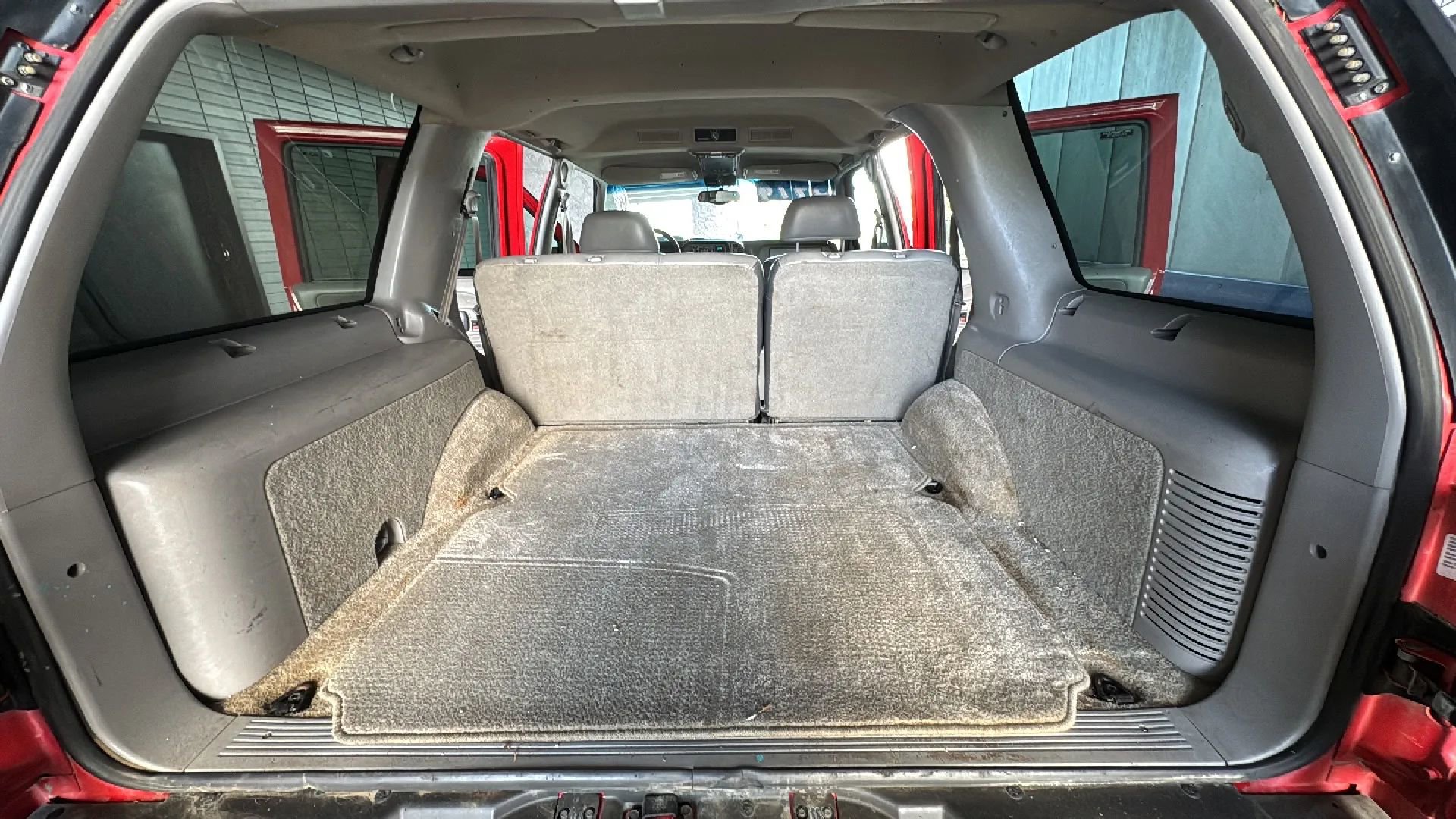 Used 2000 Chevrolet Tahoe Z71 w/ Comfort & Security Pkg AWD/4WD image 20