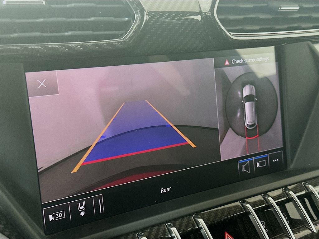 Used 2019 Lamborghini Urus image 17