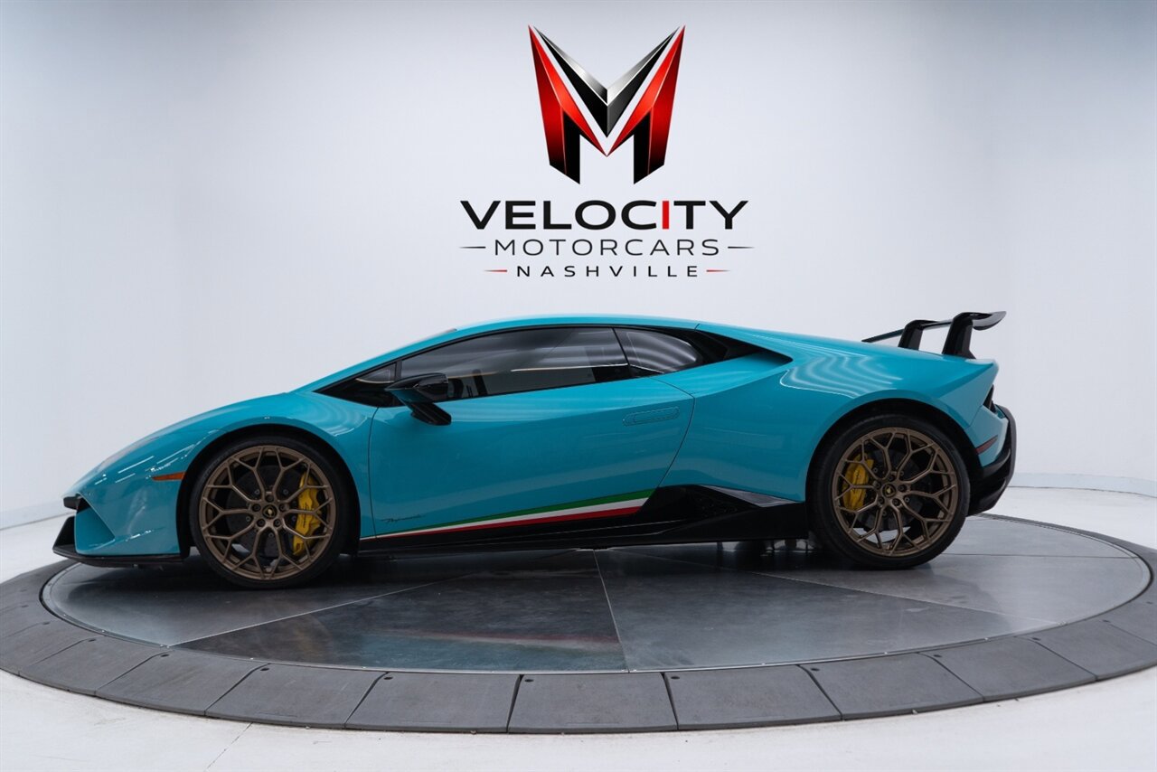 Used 2019 Lamborghini Huracan Performante AWD/4WD image 9