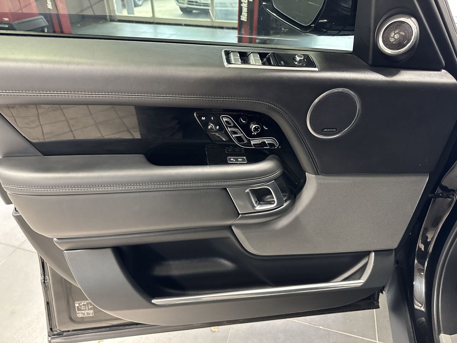 Used 2019 Land Rover Range Rover Autobiography AWD/4WD image 26