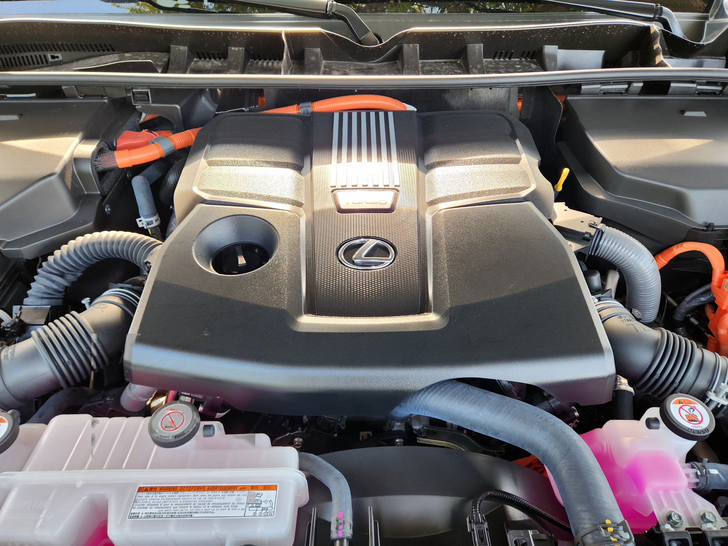 New 2026 Lexus LX 700h Luxury AWD/4WD image 24