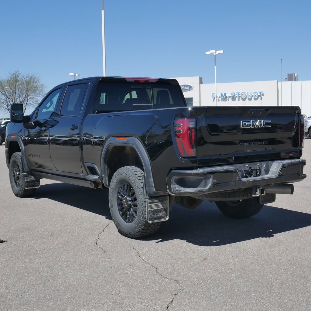 Used 2024 GMC Sierra 2500 AT4X AWD/4WD image 5