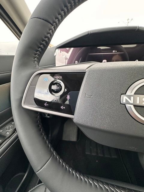 New 2025 Nissan Murano SL image 17