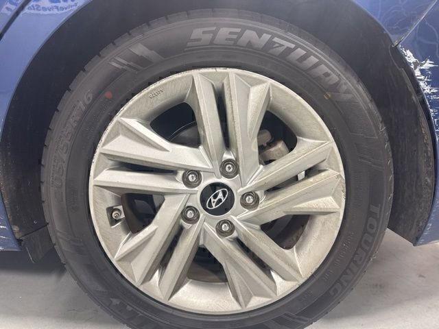 Used 2020 Hyundai Elantra SEL image 9