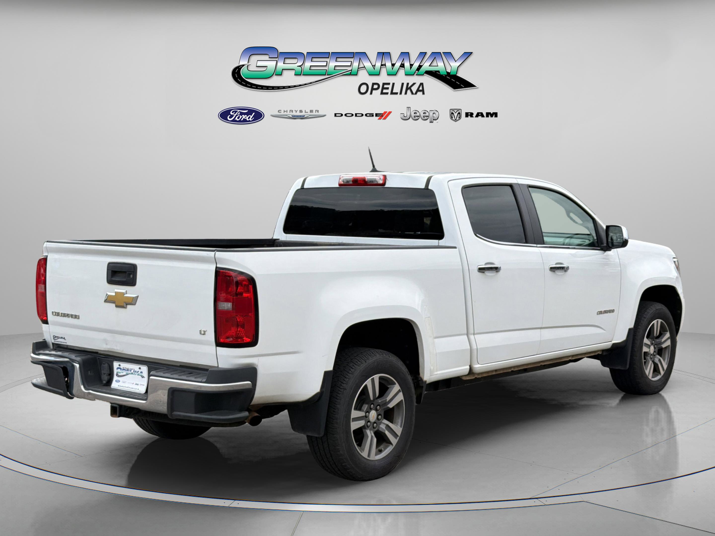 Used 2015 Chevrolet Colorado LT w/ Luxury Package image 3