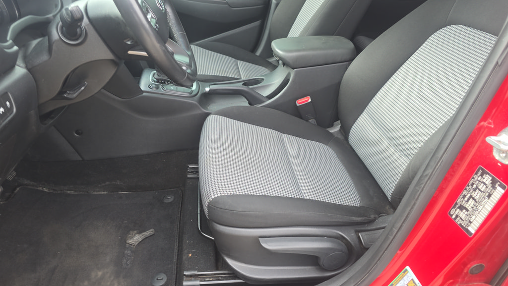 Used 2021 Hyundai Kona SEL FWD image 14