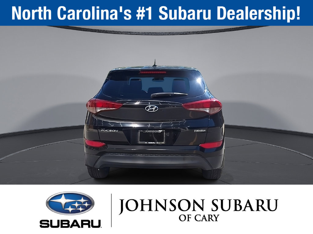 Used 2017 Hyundai Tucson SE w/ Cargo Package FWD image 3