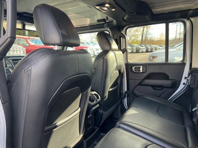 Used 2023 Jeep Wrangler Unlimited Sahara image 19