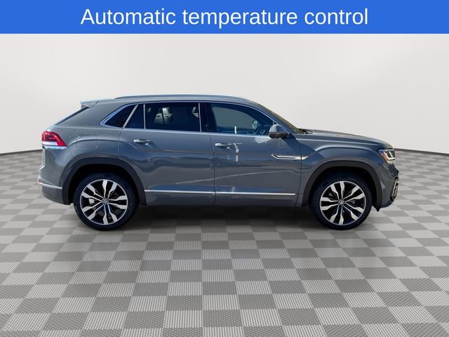 Used 2021 Volkswagen Atlas Cross Sport SEL Premium image 11