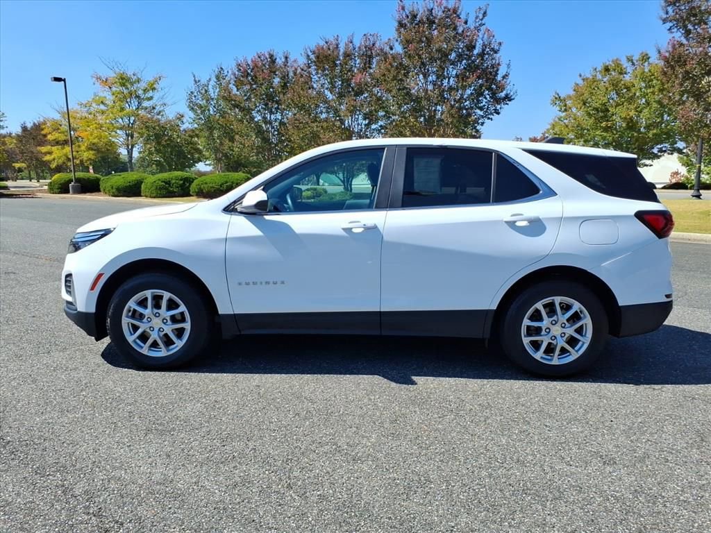 Used 2023 Chevrolet Equinox LT w/ Driver Convenience Package image 14