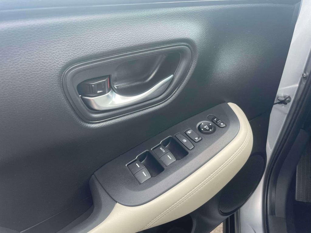 Certified 2023 Honda HR-V LX image 15