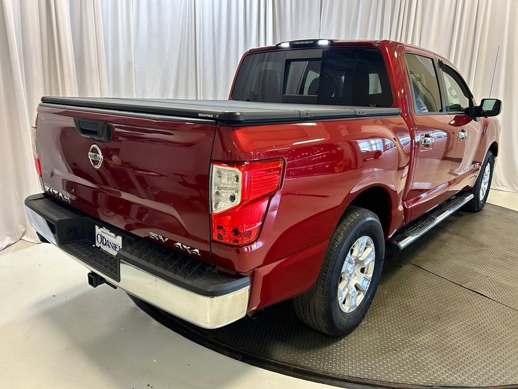 Used 2018 Nissan Titan SV AWD/4WD image 26