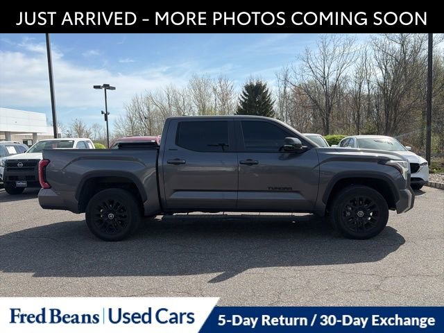 Used 2024 Toyota Tundra Limited AWD/4WD image 9