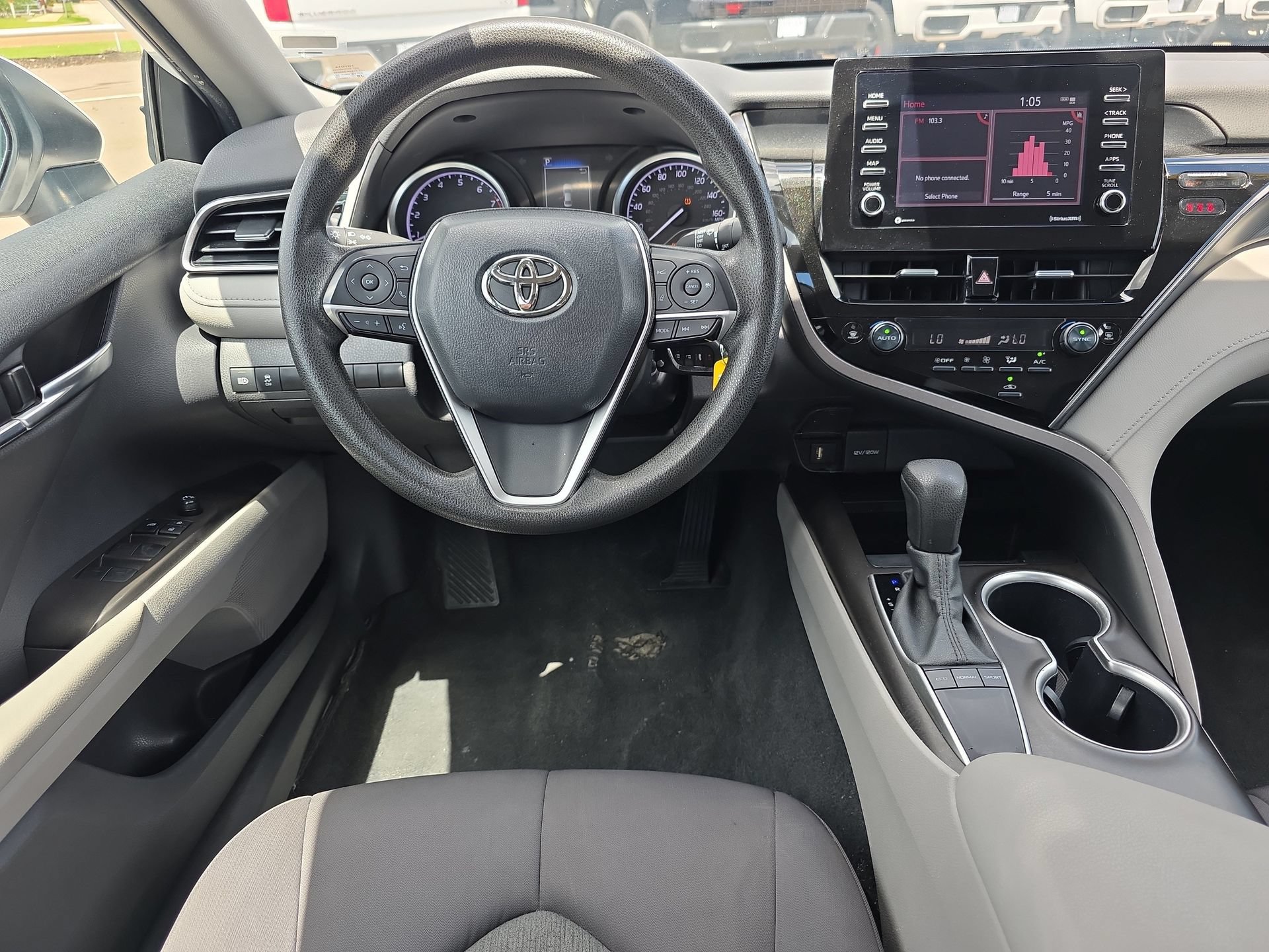 Used 2024 Toyota Camry LE FWD image 12