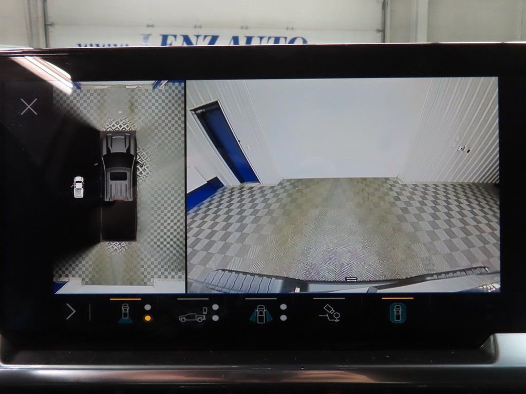 Used 2025 Chevrolet Silverado 2500 LTZ w/ Trail Boss Package image 14