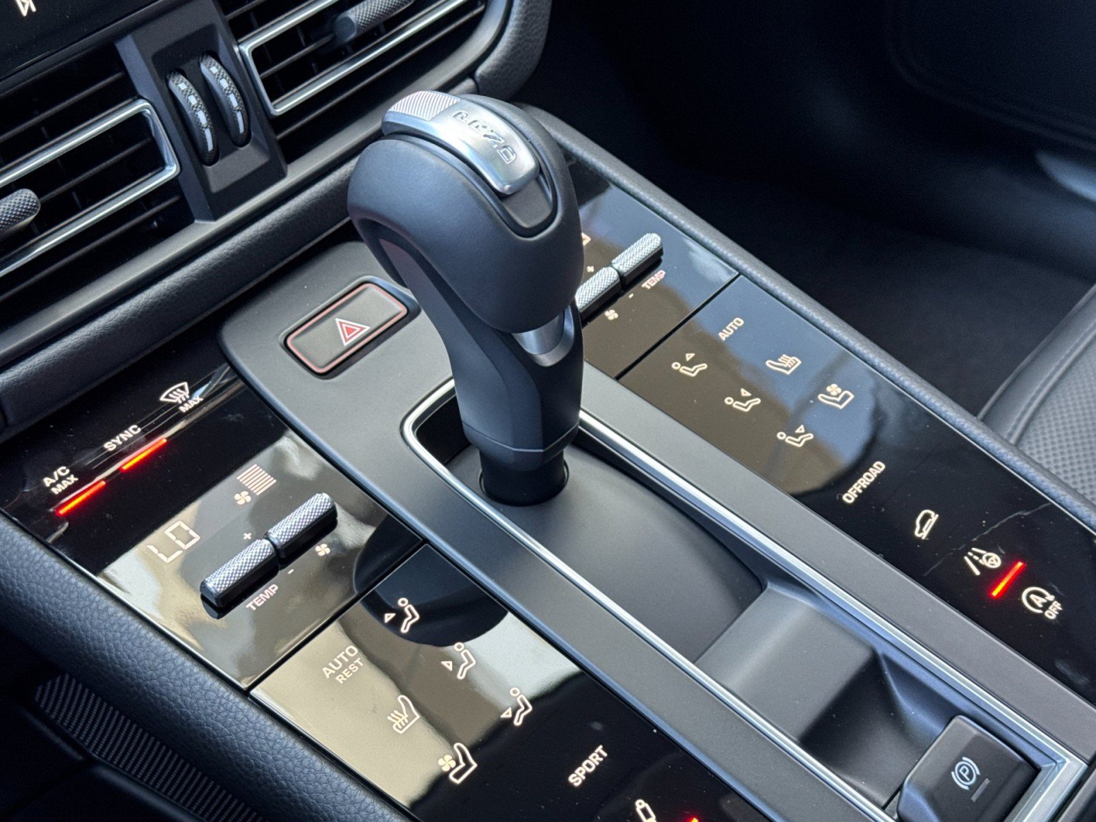 New 2026 Porsche Macan S AWD/4WD image 22