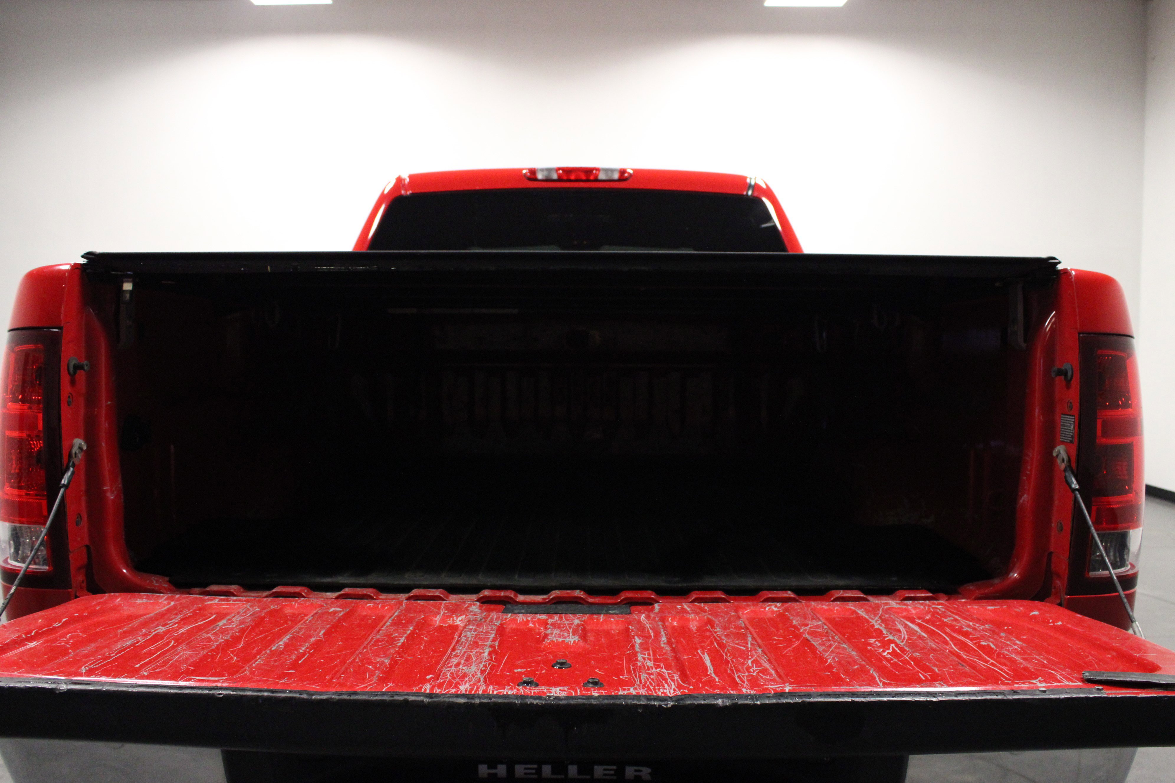 Used 2011 GMC Sierra 2500 SLT w/ Entertainment Package image 14