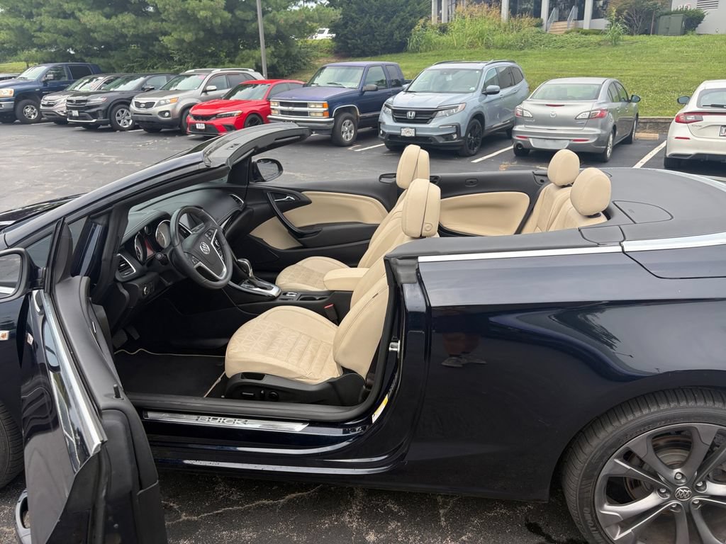 Used 2018 Buick Cascada Premium FWD image 13