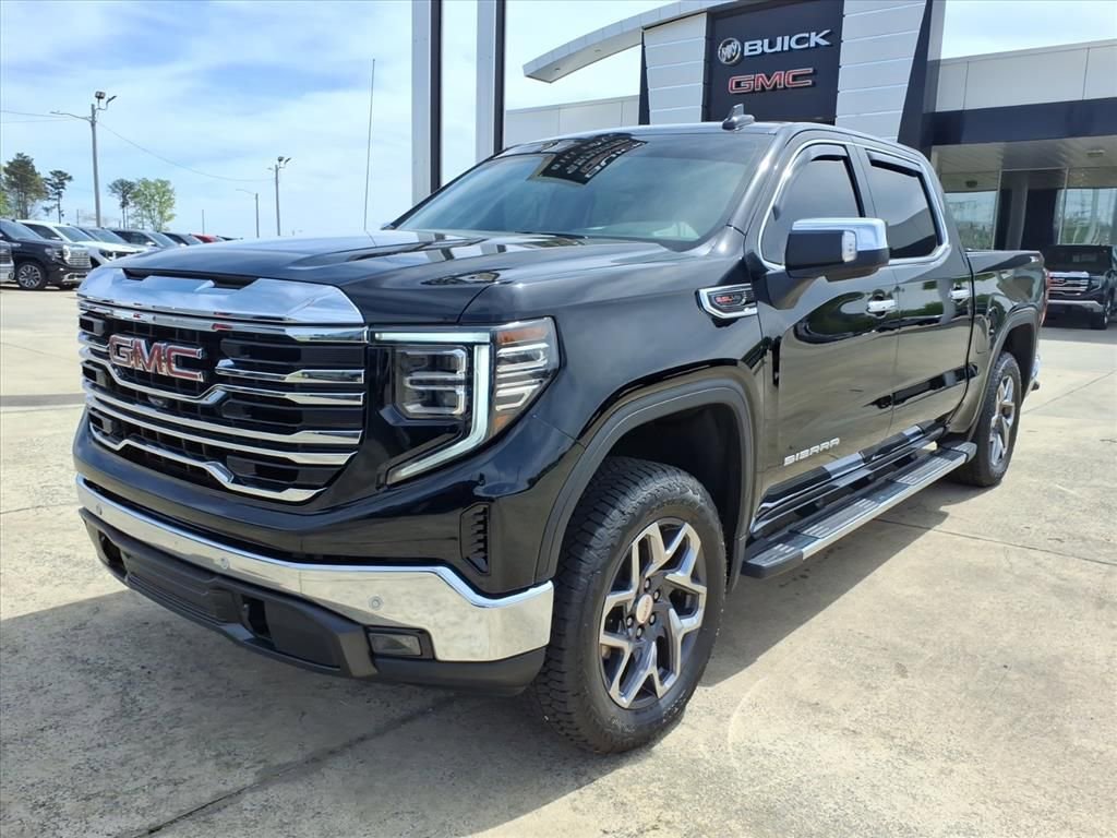 Used 2025 GMC Sierra 1500 SLT w/ SLT Premium Plus Package image 3