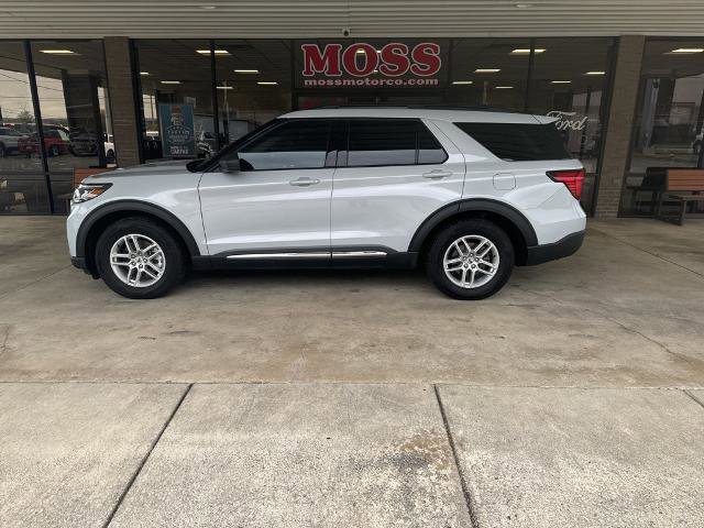 Certified 2025 Ford Explorer Active w/ Active Comfort Package image 7