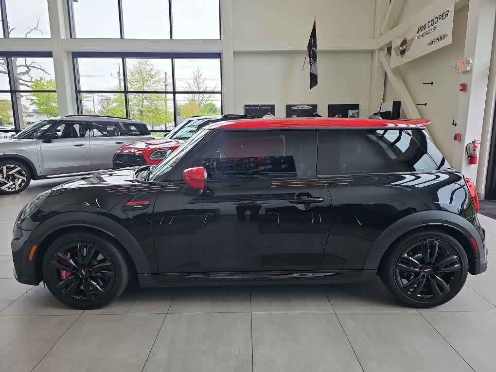 Used 2023 MINI Cooper John Cooper Works w/ Driver Assistance Package FWD image 9