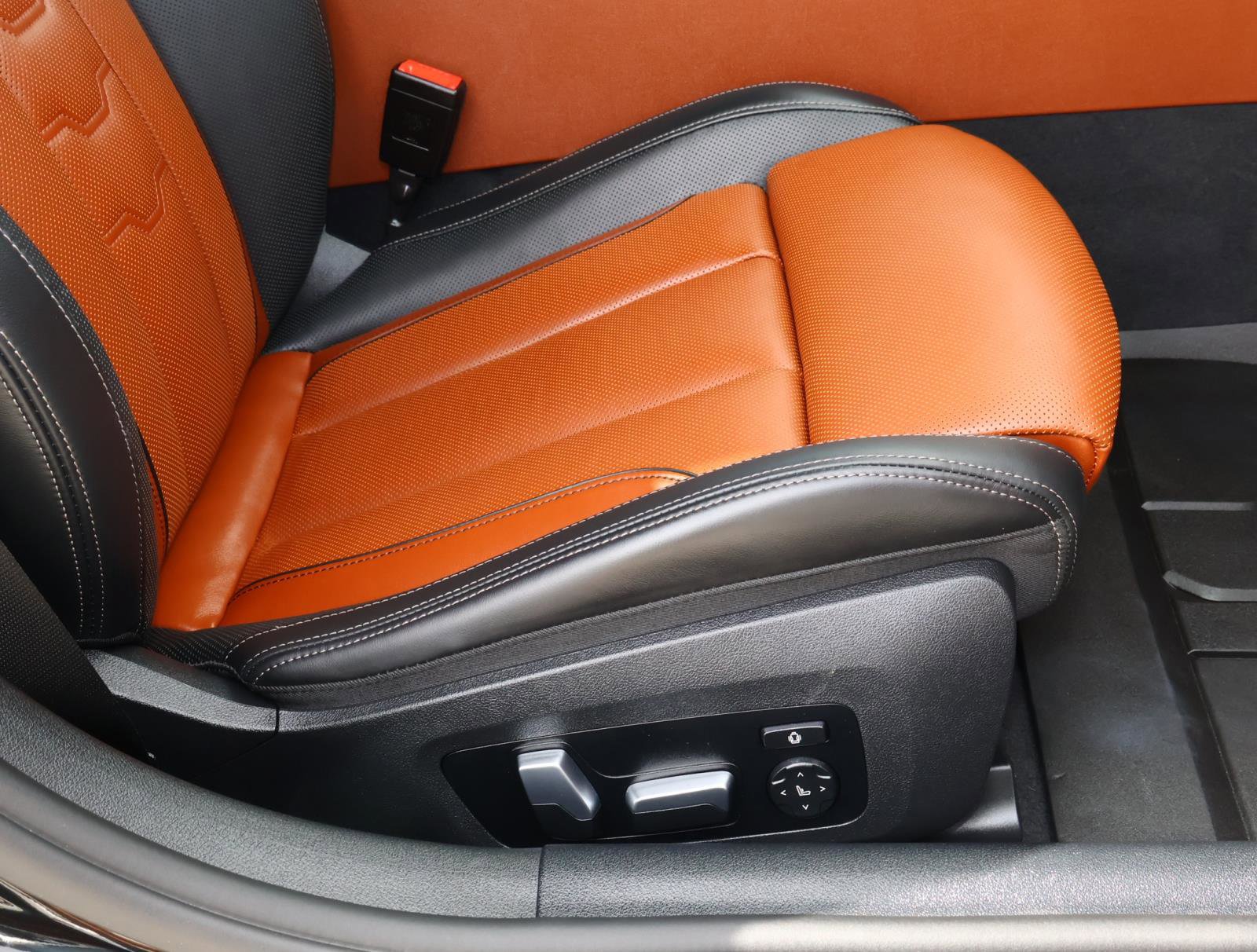 Used 2024 BMW M850i Gran Coupe xDrive w/ Driving Assistance Package image 19