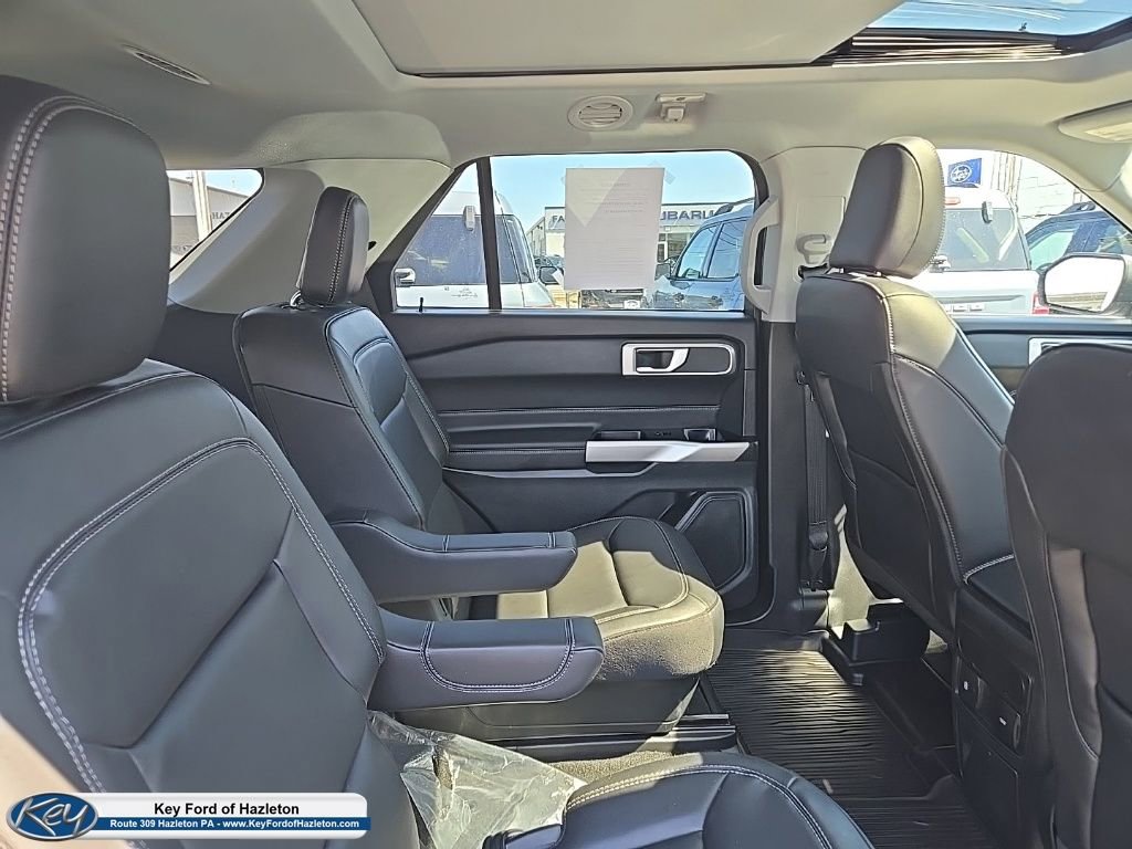 Certified 2023 Ford Explorer XLT w/ Equipment Group 202A image 59